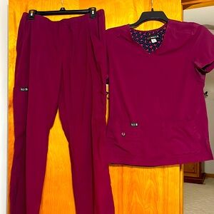 Koi scrub set (burgundy)